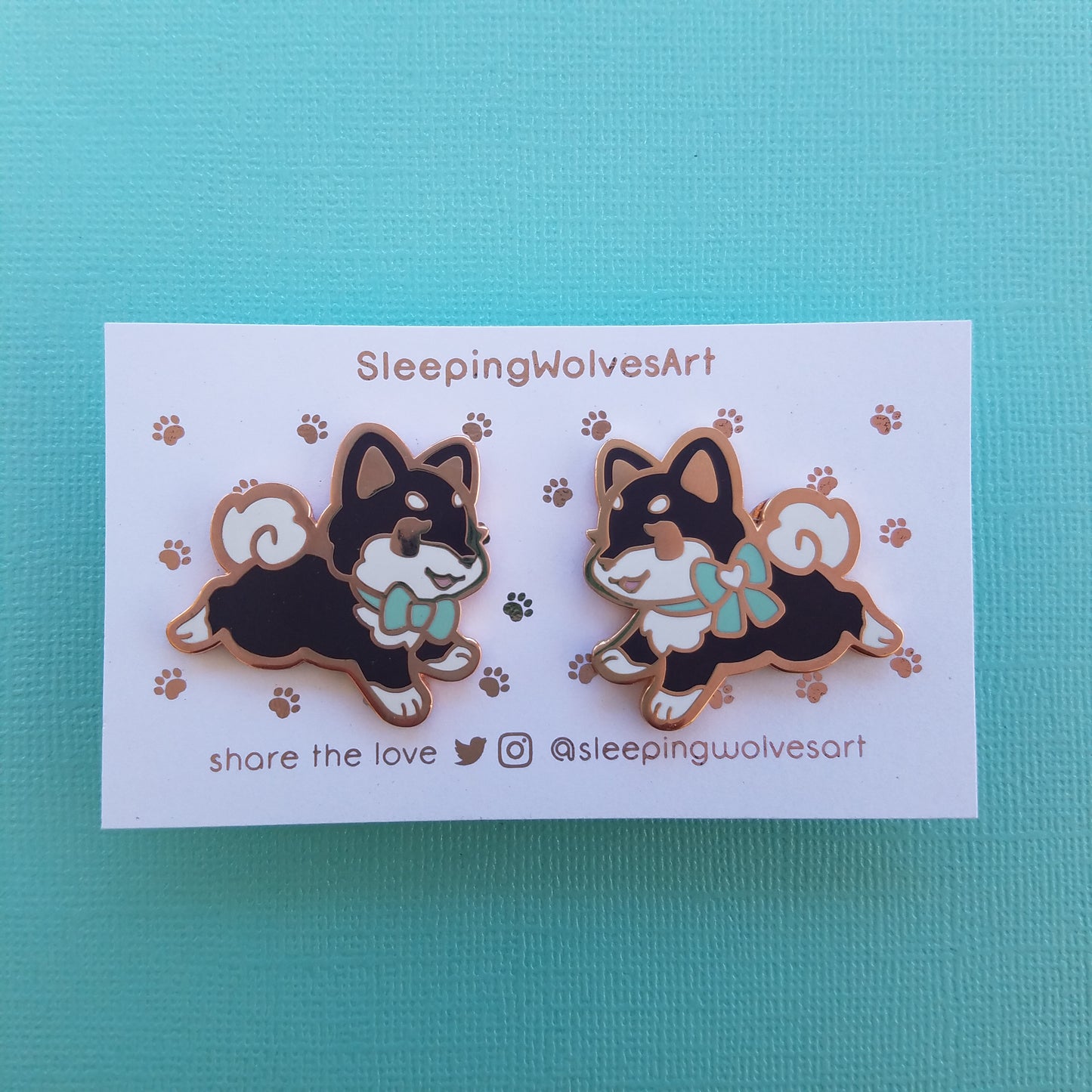 Shiba Inu Puppy Collar Pins - Black Mint
