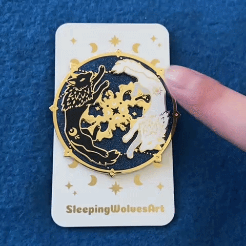 Day & Night Wolves Cycle Spinning Pin