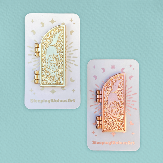 Wolf Doorway Interactive Pin